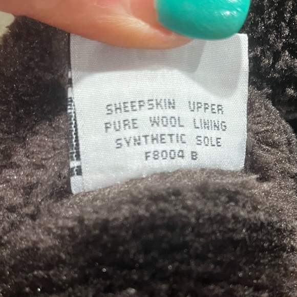 UGG Australia Bailey Button Triplet II Sheepskin Boots Wool Lined Brown Size W8 - Picture 9 of 12